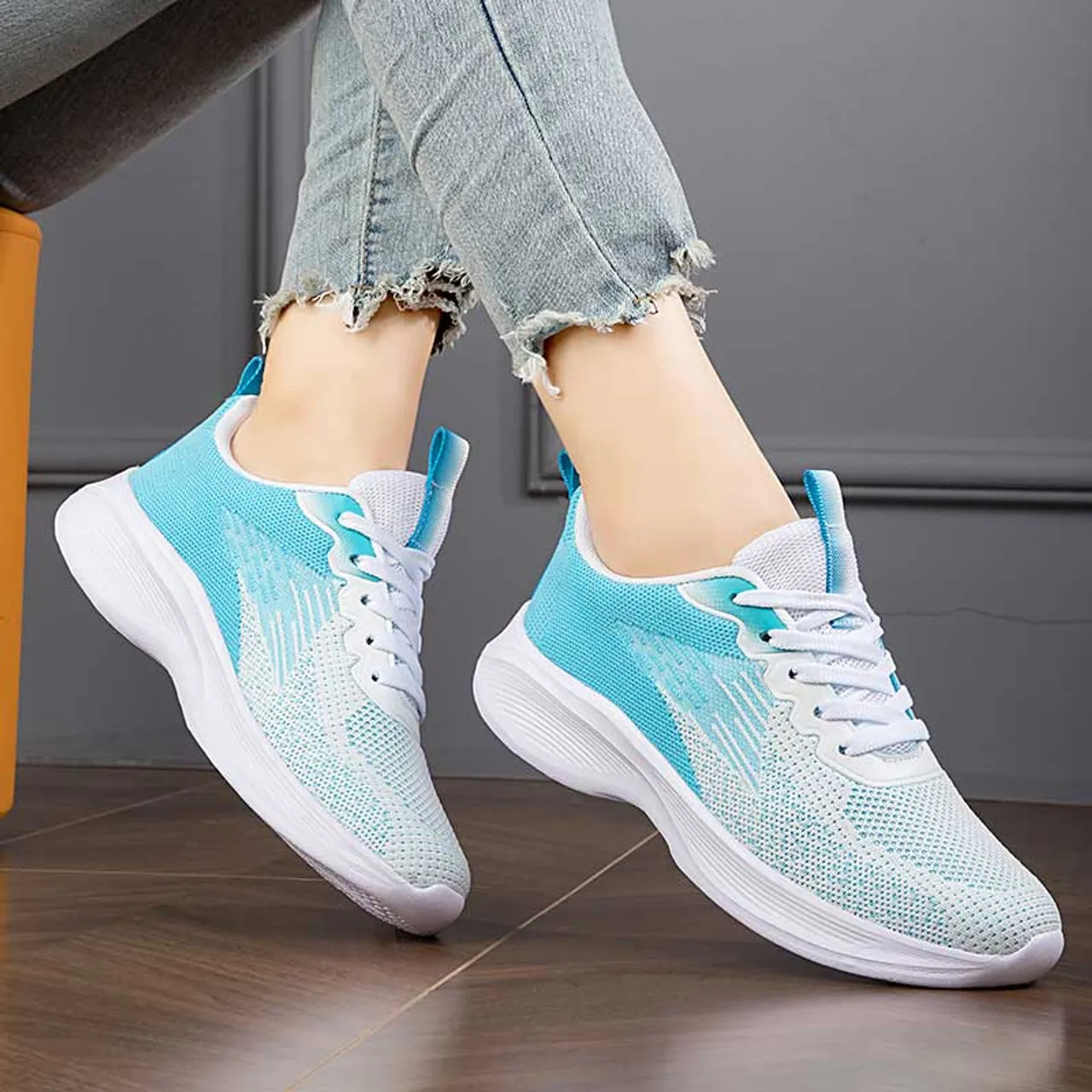 Blue flyknit stripe texture casual shoe sneaker 2947