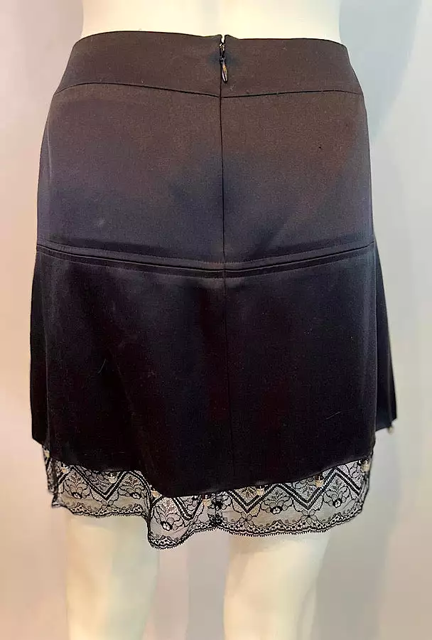 Chanel 03A Snap Collection 2003 Fall Short and Sassy Satin Black Skirt FR 40 US 6/8