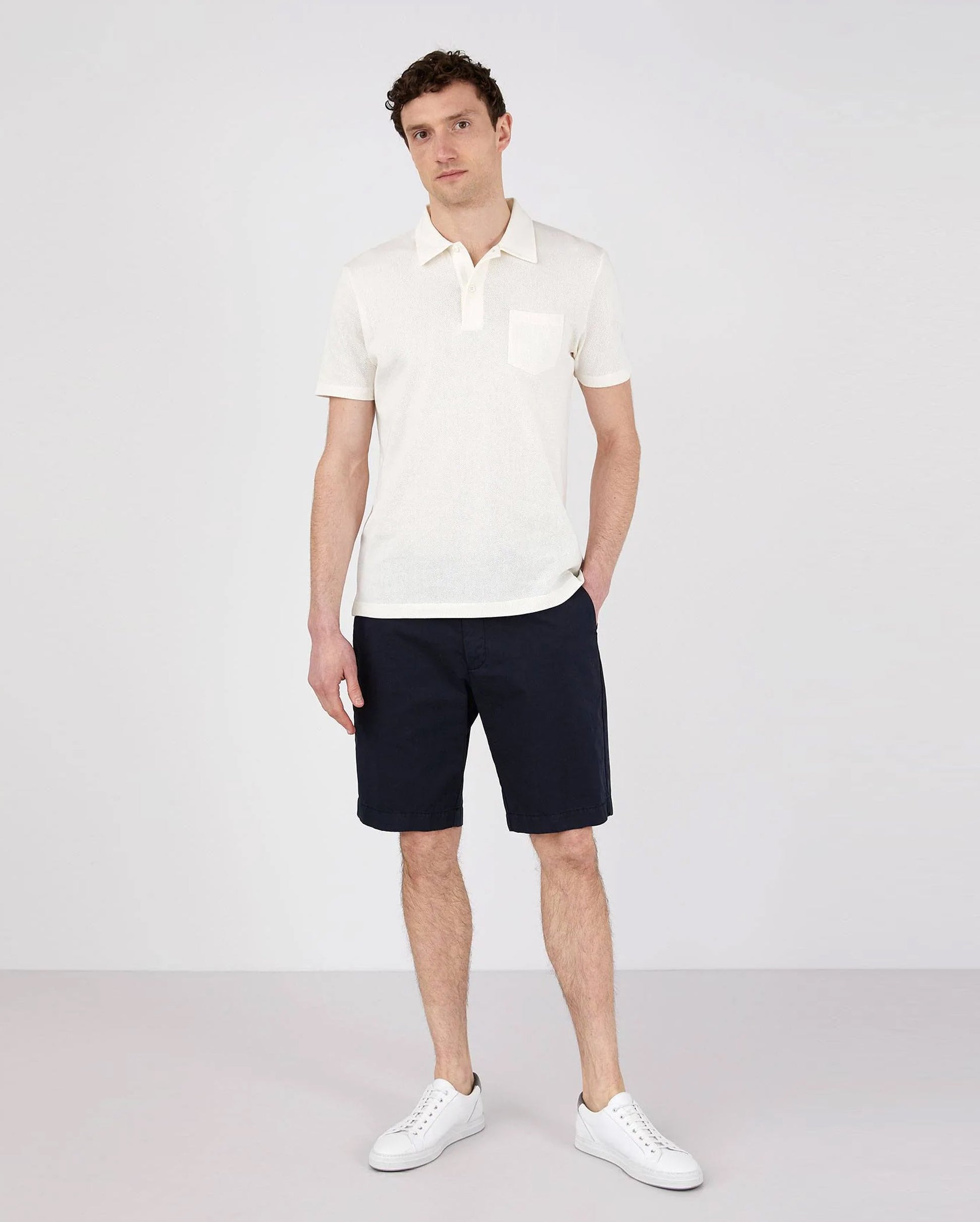 CLASSIC CHINO SHORTS / NAVY