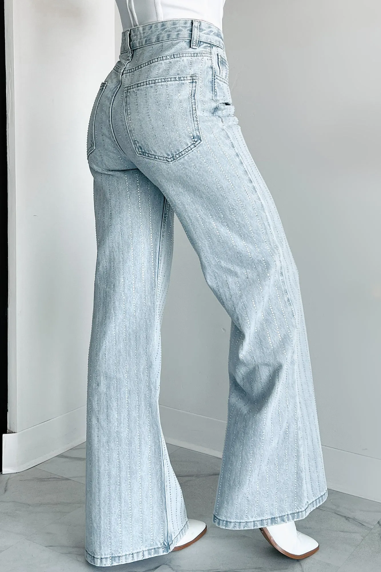 Little Bit Ritzy Rhinestone Straight Leg Jeans (Crystal Indigo)