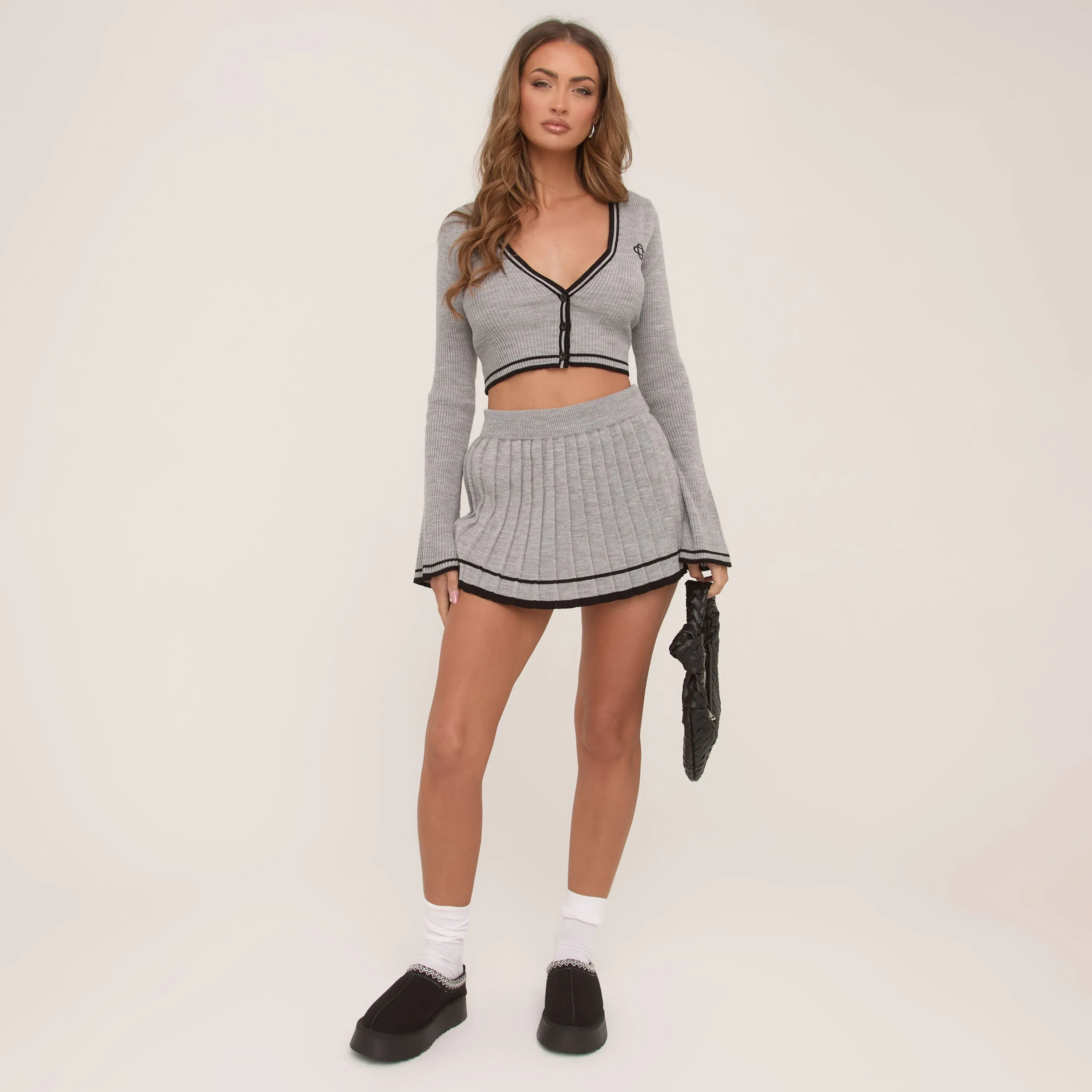 Mid Rise Contrast Stripe Pleated Mini Skirt In Grey Knit