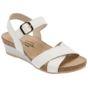 Naot Throne Wedge Sandal Soft White (Women's)