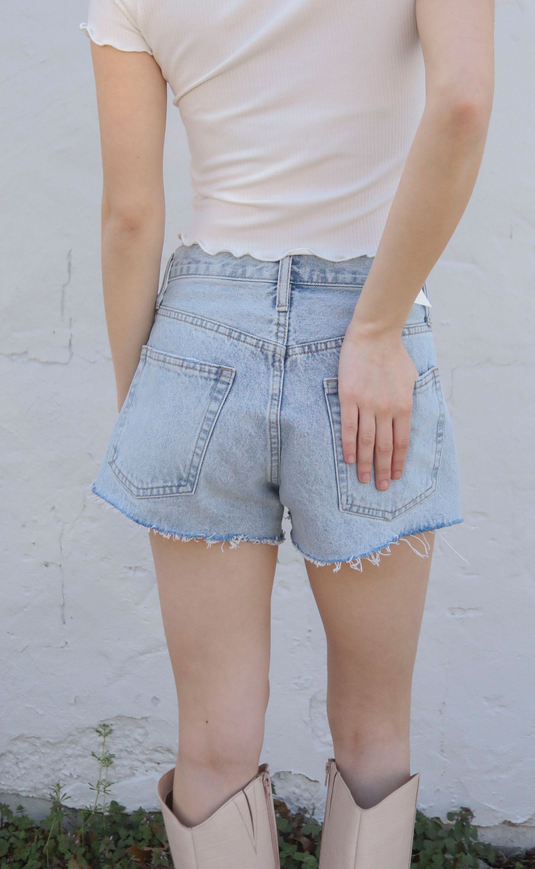 z supply: classic hi-rise denim short - sun bleached indigo